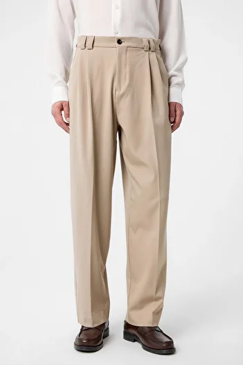 Antioch Dark Beige Raised Waist Relax Fit Pleated Men's Trousers