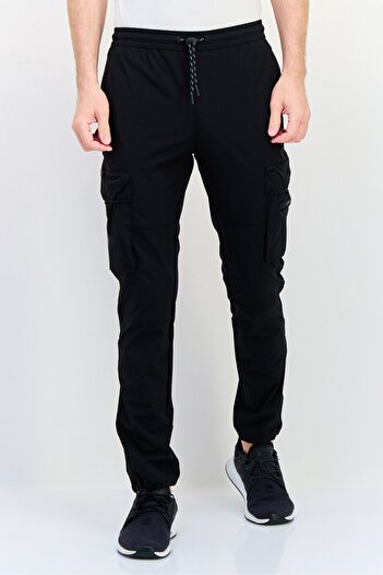CELIO Men Stretch Fit Plain Cargo Pants, Black