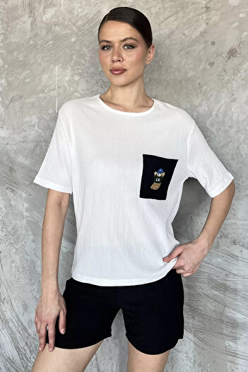 GÜLSELİ White and Black Women's Single Pocket Embroidered Shorts Double Suit