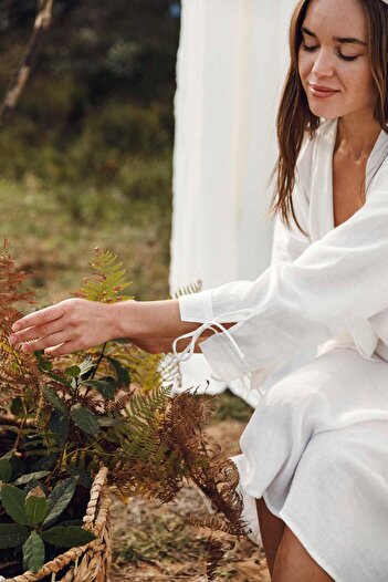 JOJOMIA Sofia Long Sleeve Tie-Up Women's Dressing Gown Kimono Cream