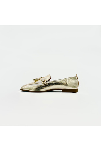 Folle Gold Color Leather Women's Loafer – Stylish Model with Tassel and Buckle