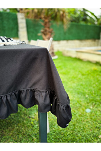 KaiHome Luna Linen Ruffle Tablecloth 160X220Cm