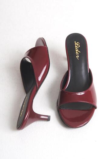 LDR Women's Burgundy Patent Leather Open Toe Heeled Slippers