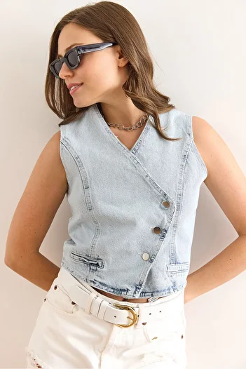 Olalook Women's Blue Asymmetric Closure Cotton Denim Vest Ylk-19000071