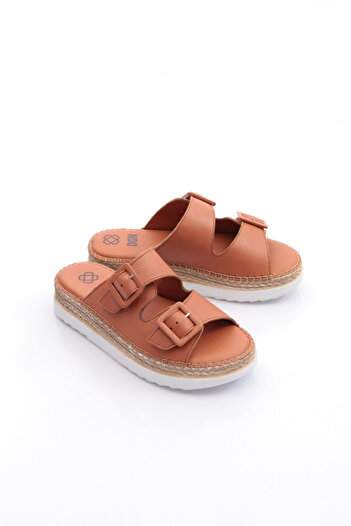 DGN 2039 Women's Adjustable Slippers with Belt Detail