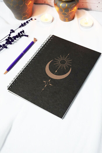markcat Caiet A5 Moon Sun cu copertă neagră Kraft - Caiet fără linii - 60 de coli (120 FOI) 15x21 cm