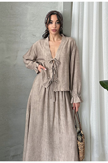 MD trend Women's Lace-Up Blouse - Skirt Set