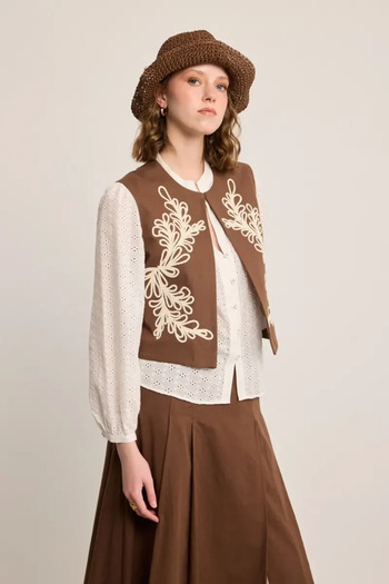 Gusto Embroidered Cotton Vest - Brown