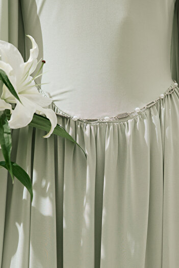 Manuka Pearl and Stone Row Belt Silver