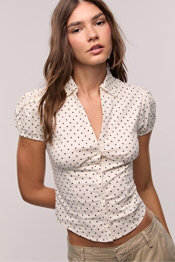 Stradivarius Fitted short sleeve polka dot shirt