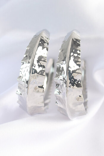 Toptan Bulurum Brass Silver Color Leaf Patterned Hoop Earrings
