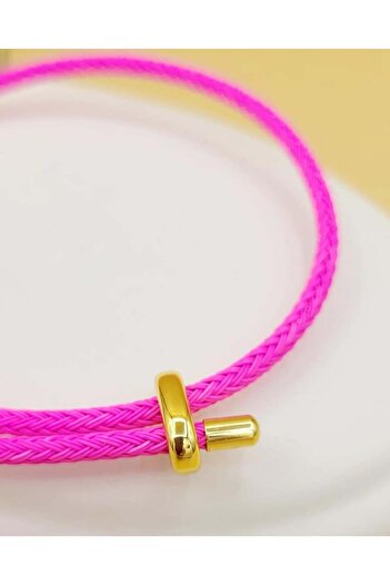 Royaleks Steel Gold Detailed Adjustable Fuchsia Rope Bracelet