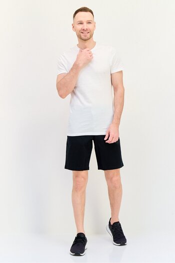 GAP Men 10 Inseam Chino Shorts, Black
