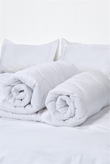 YÜNTEKS Crystal Double Micro Quilt Buy 1 Get 1 Free - White