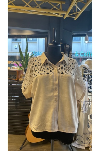 TOPSHOW Lace Patterned Linen Shirt