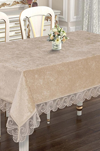 bursa çeyiz Luxury Velvet Tablecloth with French Guipure