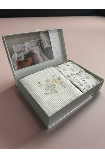 Pupilla Collection Double Embroidered Pique Set Dolce Ecru V-1