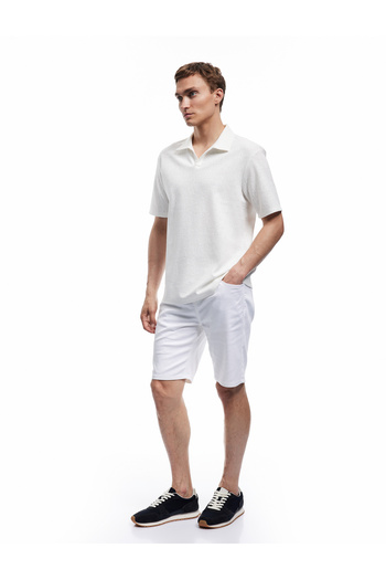 Koton Baumwoll-T-Shirt mit normaler Passform, V-Polokragen und kurzen Ärmeln