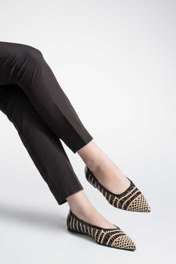 Marjin Women's Pointed Toe Hand Braided Ballerinas Linyas Black