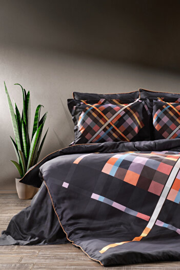 ZEBRACASA Torcello 7 Piece Double Silk Duvet Cover Set