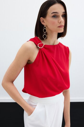 Sateen One Shoulder Detailed Blouse - Red