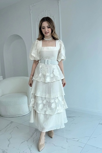 HELİS BUTİK Φόρεμα με μπαλόνι με τετράγωνο γιακά Princess Beige