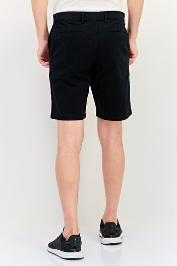 GAP Men 10 Inseam Chino Shorts, Black