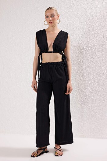 Trendyol Collection Black Woven Binding Detailed Deep V-Neck Beach Blouse Pants Suit Tbess25Au00088