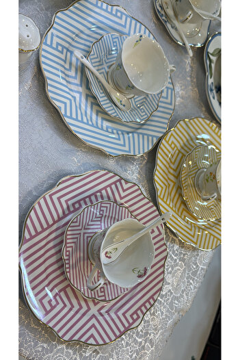 hediye Esterhomedecor 42 Piece Porcelain Breakfast Set for 6 People