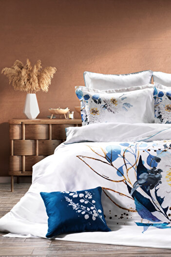 ZEBRACASA Linosa 7 Piece Double Silk Bedding Set