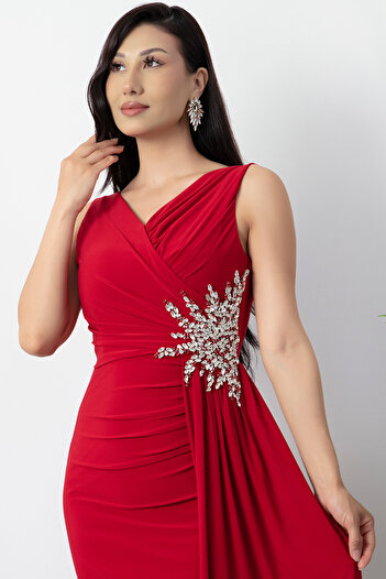 PULLIMM Beli Rhinestone Slit Short Evening Dress 13464