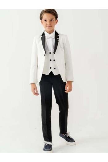 Zekids Boy's Double Collar Pin Detailed 5 Piece Suit