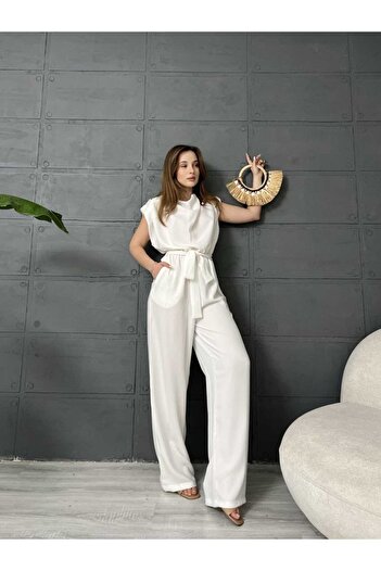 Butik Merrline Women's Premium Padded Crepe Jumpsuit