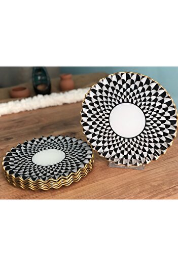 B&M Daisy Patterned Curved Service Plate 6 Pieces