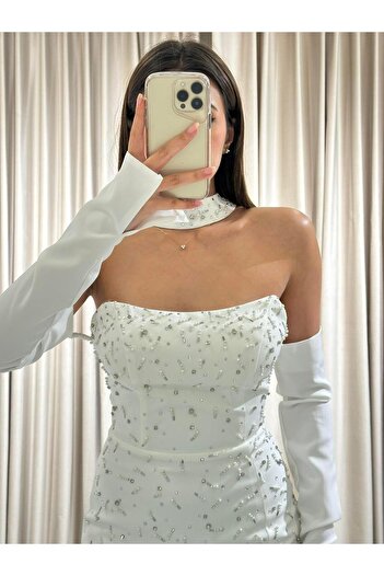 Kaleiçi Yıldızlar Beyaz Taş İşlemeli Balık Model Eldivenli Abiye 5165