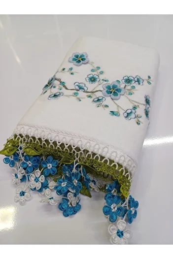 Butik Hand Knitted Lace Hand Towel