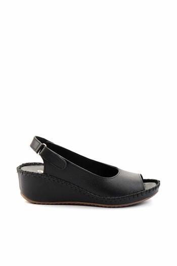 Bambi Black Leather Women's Wedge Heeled Shoes K05717250403