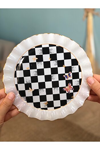 B&M Checkerboard Patterned Curved Dessert Plate 6 Pieces