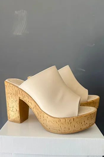 Preshley Women's Oven Beige 10 cm Platform Heeled Cork Sole Slippers K-850