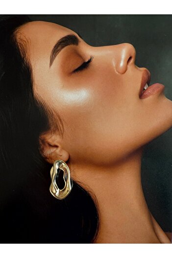 LUSORA ACCESORY Wave Form Gold Color Earrings – Stylish and Nickel Free
