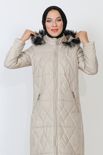 Tesettür Dünyası Quilted Coat with Zipper Pocket TSD230914 Ecru