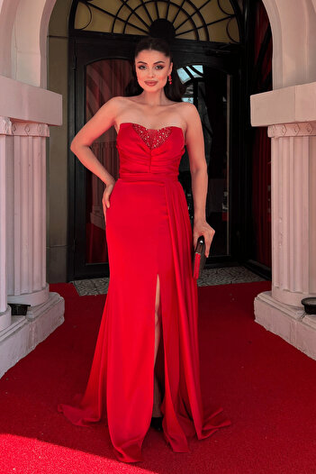 giyimmasalı Satin Fabric Strapless Shawl Detailed Evening Dress - Red
