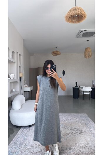 Buket Teke Gri Kırçıllı Vatkalı Elbise