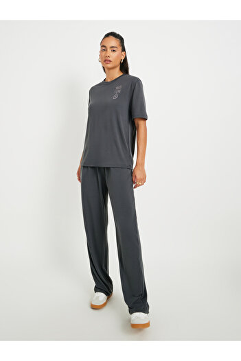 Styli Graphic Print Short Sleeve T-Shirt and Wide Leg Joggers Co-Ords