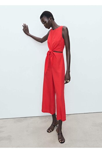 MANGO Woman Lyocell cut out bağ detaylı tulum
