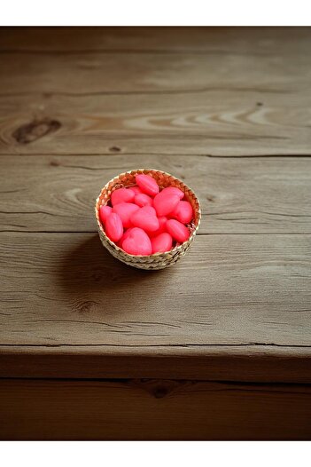 EQMQ STORE KOZMETİK Pink Soap with Mini Heart Decorative Scented Basket (20 Pieces 2*2 cm in the Basket)