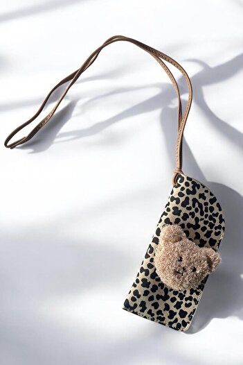 TAKIŞTIR Cream Color Leopard Patterned Teddy Bear Figured Neck Hanging Glasses Case