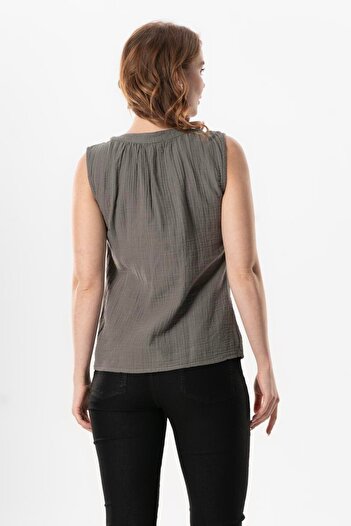 Eliş Şile Bezi Sleeveless V-Neck Berrin Guipure Detailed Muslin Summer Blouse Gray Gray