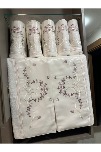 incisecrethome New Model Towel 1 Piece Embroidered Bamboo Face Towel 50*90 cm
