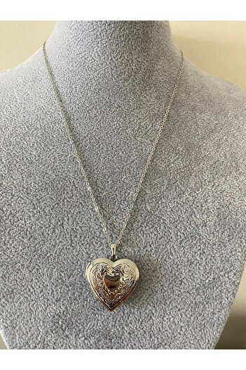 Luck Aksesuar Heart Shaped Opening Necklace with Heart Pattern on Top